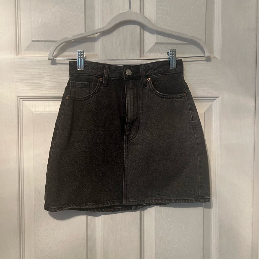 Pacsun two tone black jean skirt